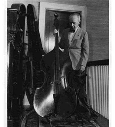 Koussevitzky con el bajo